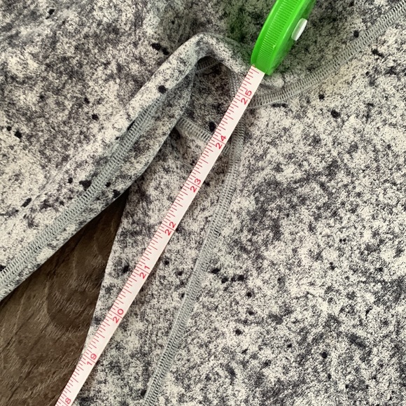 Lululemon leggings - Picture 2 of 4